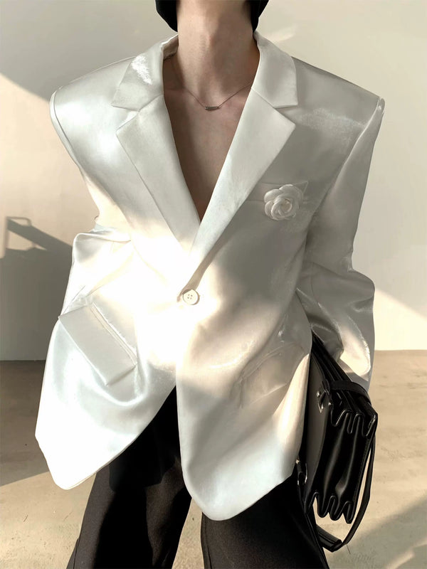 Liquid rose brooch white suit shoulder pad suit trend